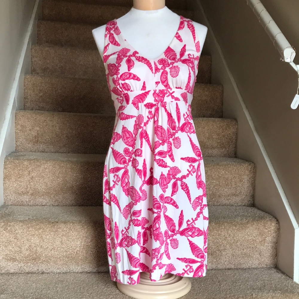 Lilly Pulitzer summers dress in pink and white